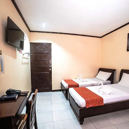 Reddoorz Near Ormoc Port Terminal Hotel Bagian luar foto